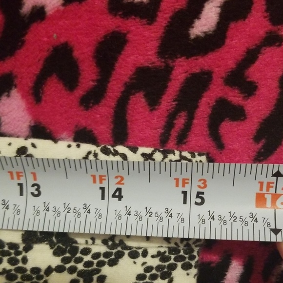 Pencil skirt!! Lightly worn. - Picture 3 of 6